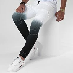 De gros ❤️ Jogger Pant Jean P7680 Blanc Noir Dégradé de John H 🎉 -John H Soldes john h 225468 P7680 WHITE 20200717T085759 03
