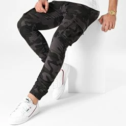 Meilleure affaire 😍 Pantalon Cargo P681 Noir Camo de John H ❤️ -John H Soldes john h 243811 P681 BLACK 20201214T145801 03
