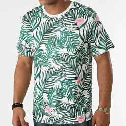 Les meilleures critiques de ✨ Tee 👚 Shirt Floral T136 Blanc Vert de John H 🥰