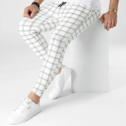 Meilleure affaire ✨ Pantalon A Carreaux P5543 Blanc de John H 🎉 -John H Soldes john h 304869 P5543 WHITE 20220221T154705 01