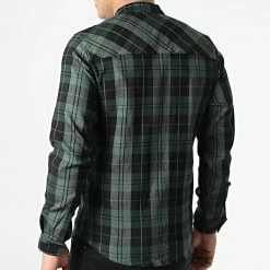 Acheter 🤩 Chemise Manches Longues A Carreaux S2202 Vert Noir de John H 🔥 -John H Soldes john h 304888 S2202 GREEN 20220222T152734 04
