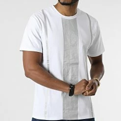 De gros 😉 Tee 👚 Shirt XW935 Blanc Argent de John H 👏 -John H Soldes john h 306431 XW935 WHITE SILVER 20220225T143255 03