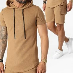 De gros 🌟 Ensemble Tee 👚 Shirt Capuche Et Short Jogging PP66-DD66 Camel de John H 🛒