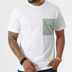 De gros ✔️ Tee 👕 Shirt Poche T8815 Blanc Vert Kaki de John H 💯 -John H Soldes john h 332210 T8815 WHITE GREEN 20220812T141729 03