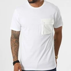 Offres 🎉 Tee 👕 Shirt Poche T8815 Blanc de John H 🛒 -John H Soldes john h 332259 T8815 WHITE 20220812T141604 03