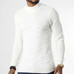 Coupon ⌛ Pull Col Montant ZW021 Beige Clair de John H 🎉