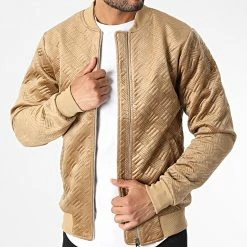 Tout neuf 🌟 Veste Zippée 7101 Camel de John H 🛒