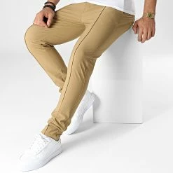 Les meilleures critiques de 🎉 Pantalon Jogging XQ35 Camel de John H 🎉 -John H Soldes john h 345661 XQ35 DEEP CAMEL 20221108T152927 03